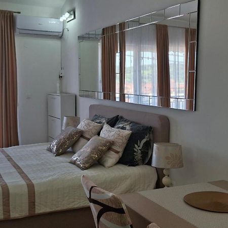 Beautyful Sea View 6 Luxury Studio Danijela 1 เซนญ์ ภายนอก รูปภาพ